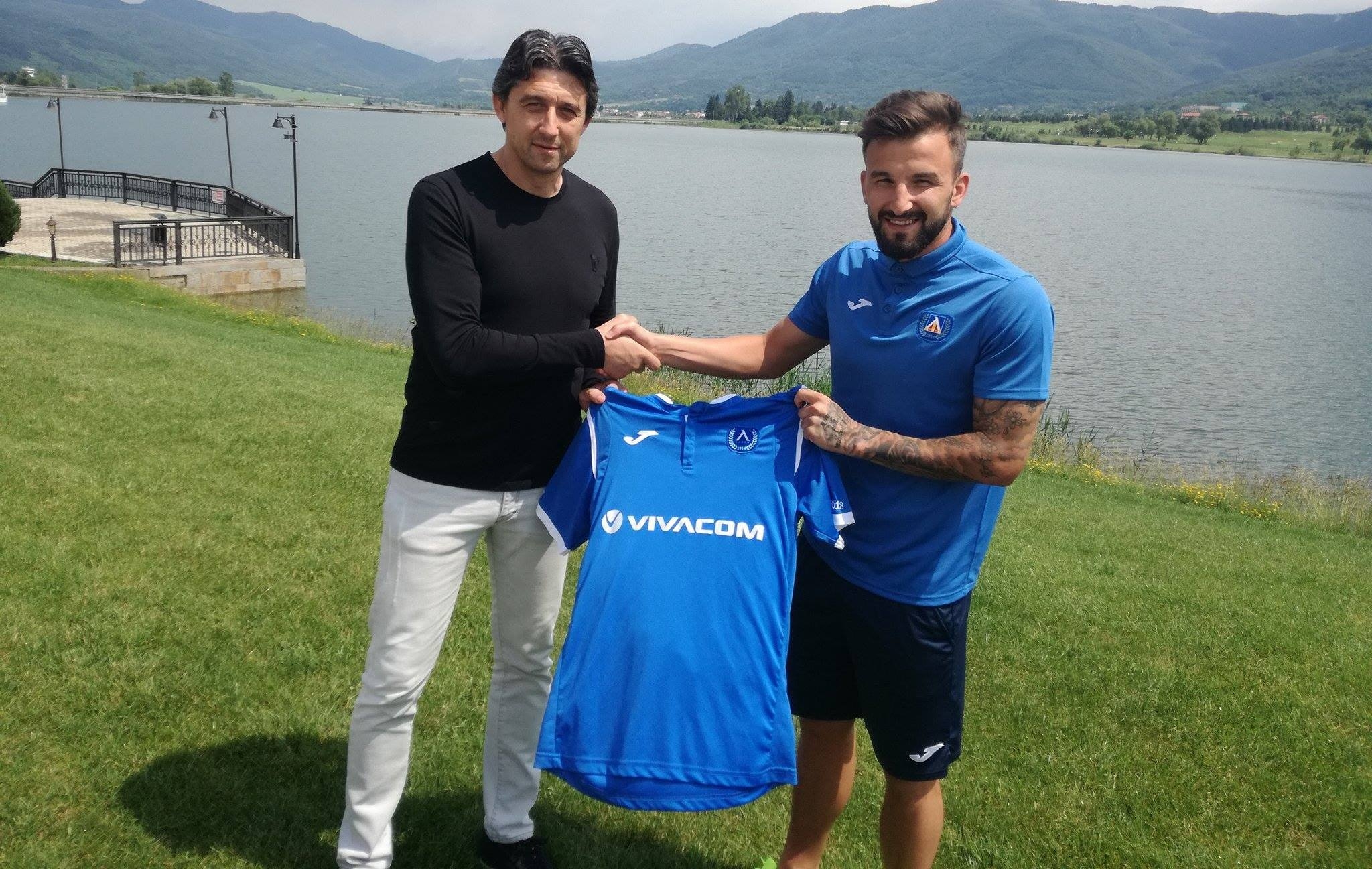 Полузащитникът Васил Панайотов подписа договор за една година с отбора