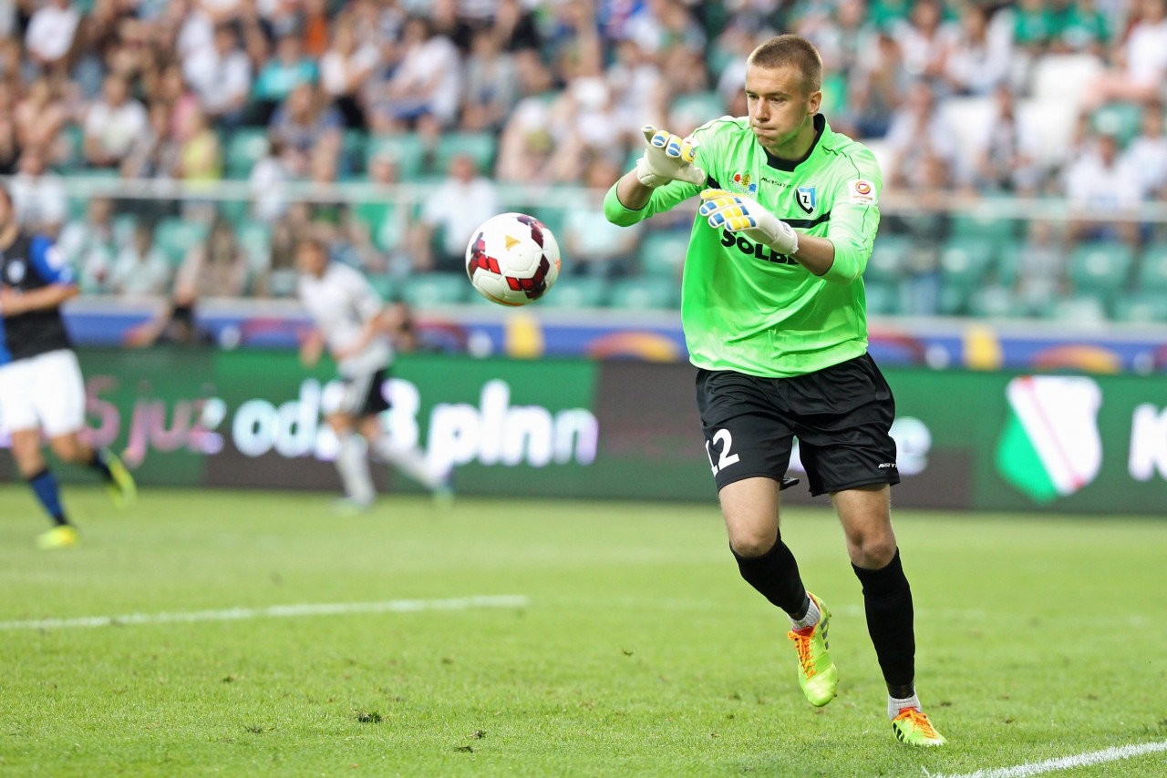 Трансферна цел №1 на ЦСКА-София за вратарския пост - Гжегош