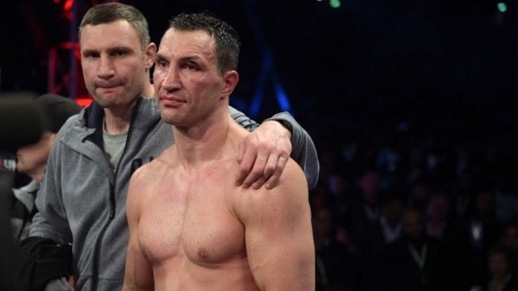 Мениджърът на Антъни Джошуа Еди Хърн даде поредното си интервю