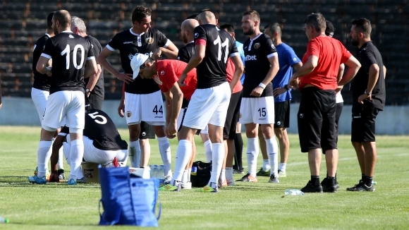 Локомотив Пловдив загуби с 0:2 от кипърския АЕЛ Лимасол в