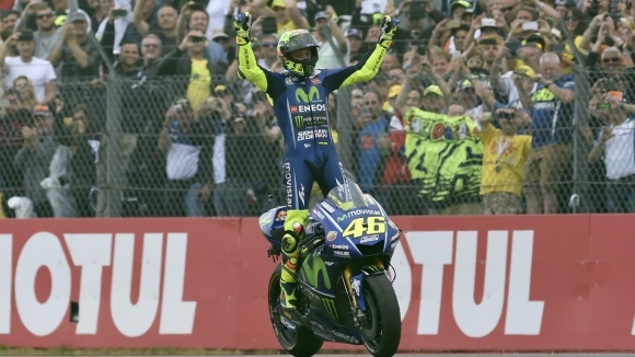 Валентино Роси доказа, че има потенциала да се бори за