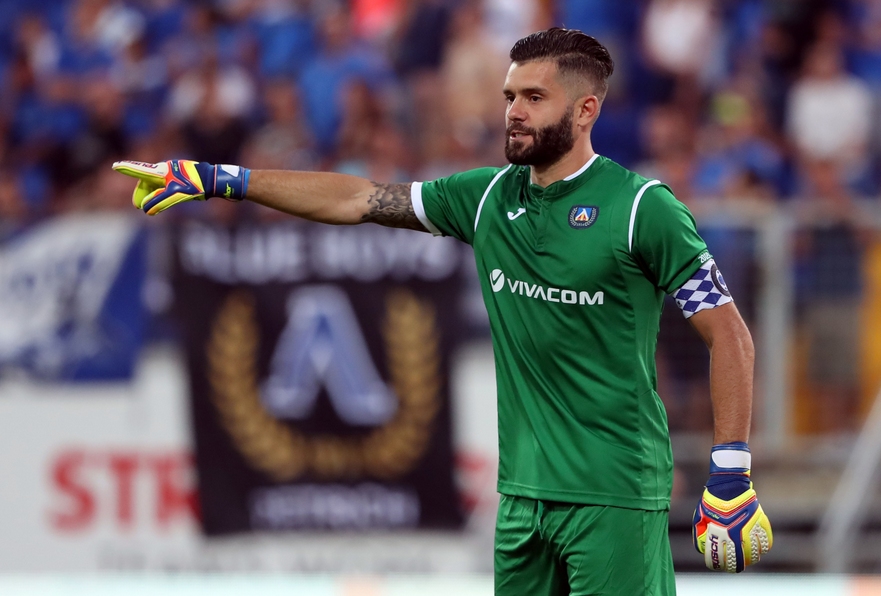 Капитанът на Левски Божидар Митрев бе доволен от успеха с