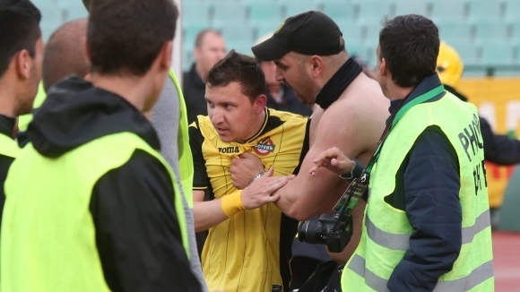 Голът на Тодор Неделев срещу Партизани в Тирана, освен че