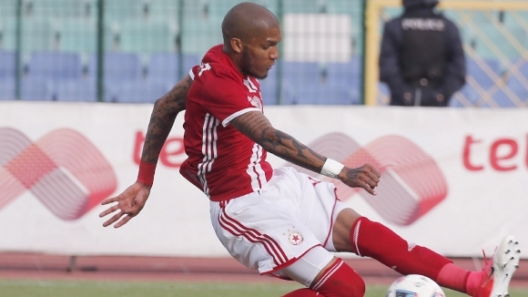 ЦСКА-София и Етър излизат един срещу друг в контрола, която