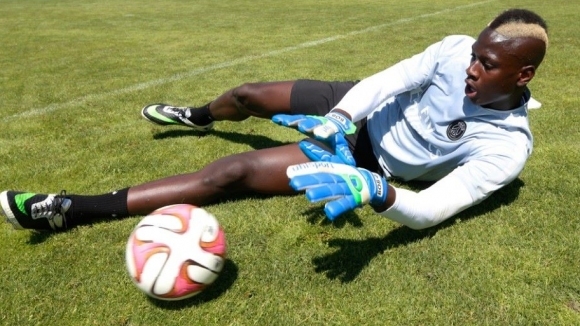 В Локомотив (Пловдив) ще предложат договор на юношата на ПСЖ