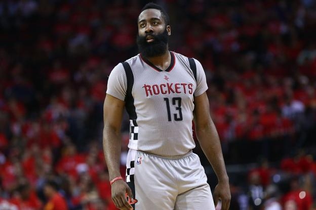 От Хюстън Рокетс обявиха, че са подновили за нови четири