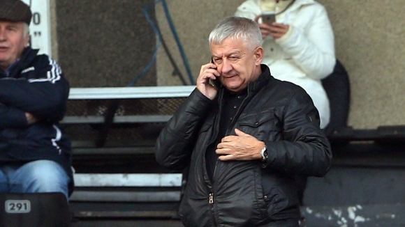 Собственикът на Локомотив (Пловдив) Христо Крушарски разкри пред колегите от