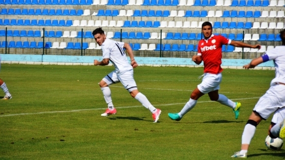 Септември (Симитли) победи с 2:0 ЦСКА 1948 в първата контрола