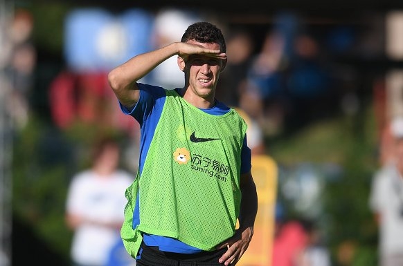 Иван Перишич бе включен групата от 28 играчи на Интер,