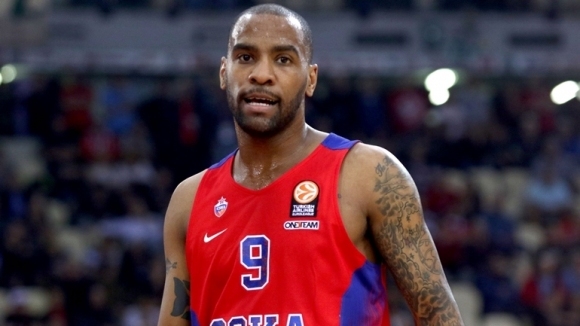 Аарън Джексън се доказа в Европа, преминавайки през първенствата на