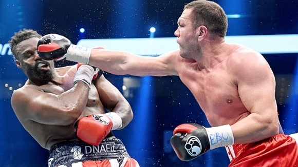 Един от най добрите боксьори на Великобритания в тежка категория