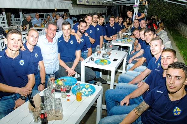 Волейболен клуб Хебър (Пазарджик) организира специален коктейл, на който представи