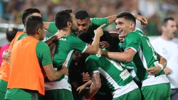 Отборите на Оборище и Лудогорец играят при 0 0 в