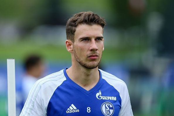 С наближаването края на договора на Леон Горетцка с Шалке