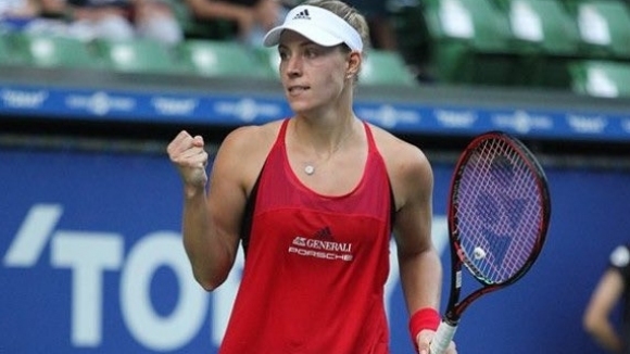 Германската тенисистка Анджелик Кербер победи със 7:6 (5), 7:5 Каролина