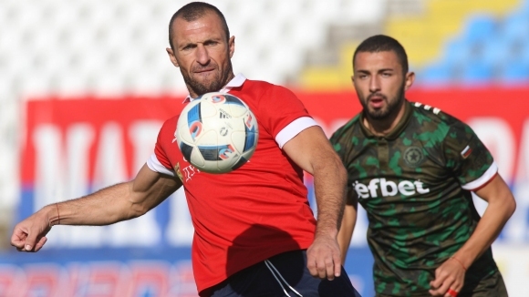 Лидерът в Югозападната Трета лига ЦСКА 1948 ще брани в