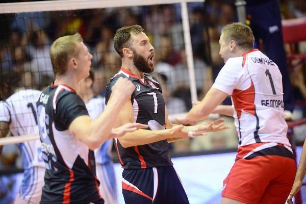 Волейболният национал Николай Николов и руският гранд Белогорие Белгород записаха