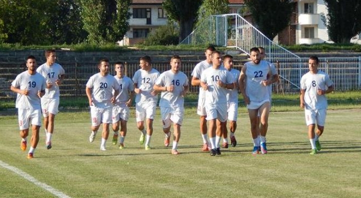 Видинският Бдин сдаде първото място в Северозападна Трета лига след