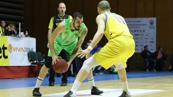 Носителят на Купата и Суперкупата на България Берое записа загуба