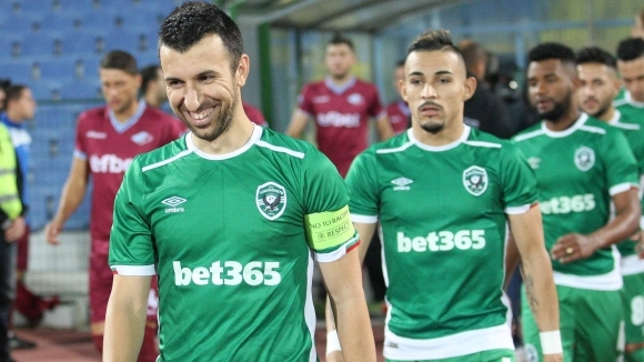 Може и да са минали броени дни от затварянето на