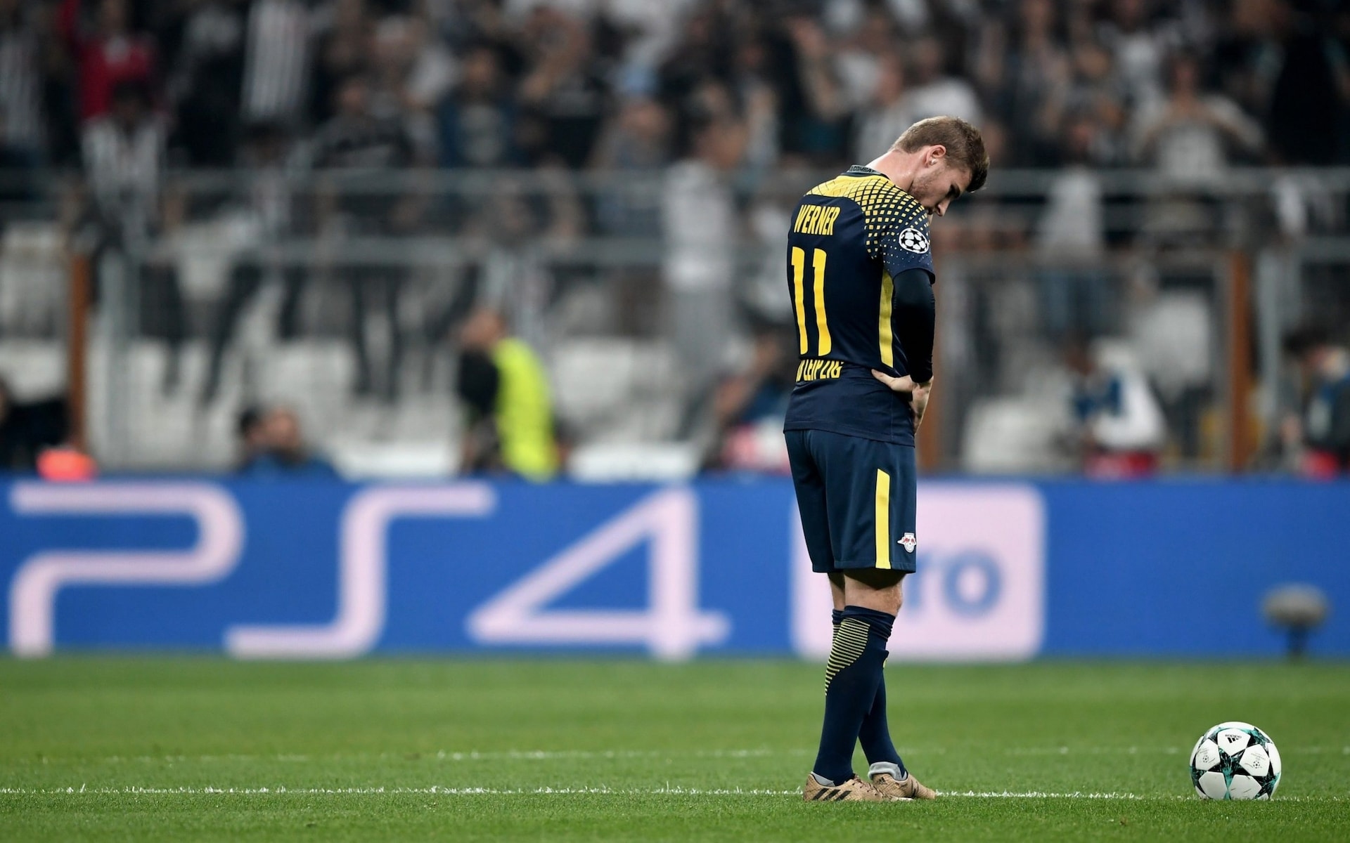 Голмайсторът на РБ (Лайпциг) Тимо Вернер не успя да понесе