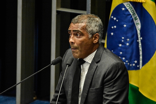 Легендата на бразилският футбол Ромарио има желание да се кандидатира