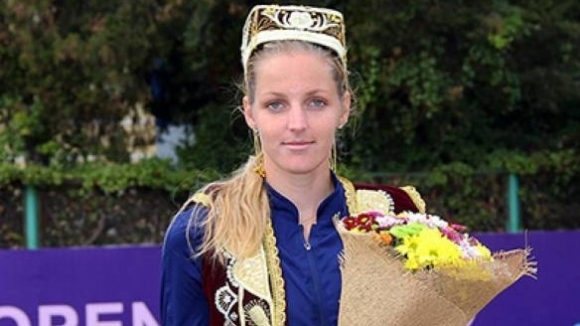 Миналогодишната шампионка Кристина Плишкова отпадна във втория кръг на турнира