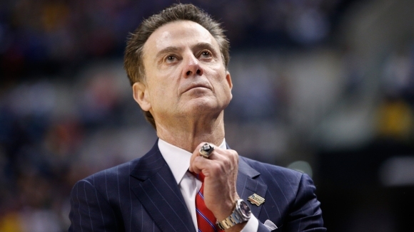 Един от най уважаваните баскетбoлни треньори в САЩ и член на