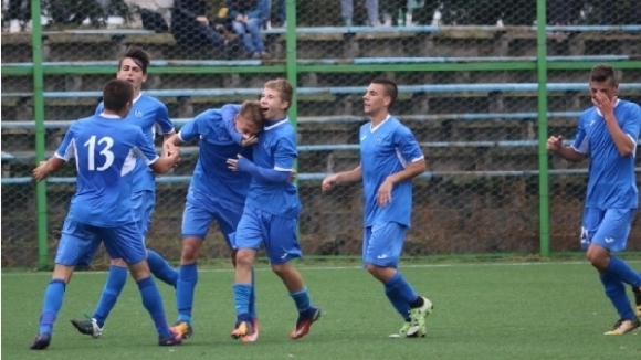 Отборът на Левски нанесе първа загуба на Ботев Пловдив в
