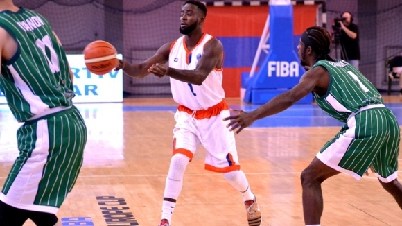 Балкан оцеля при гостуването си на румънския Орадея и макар