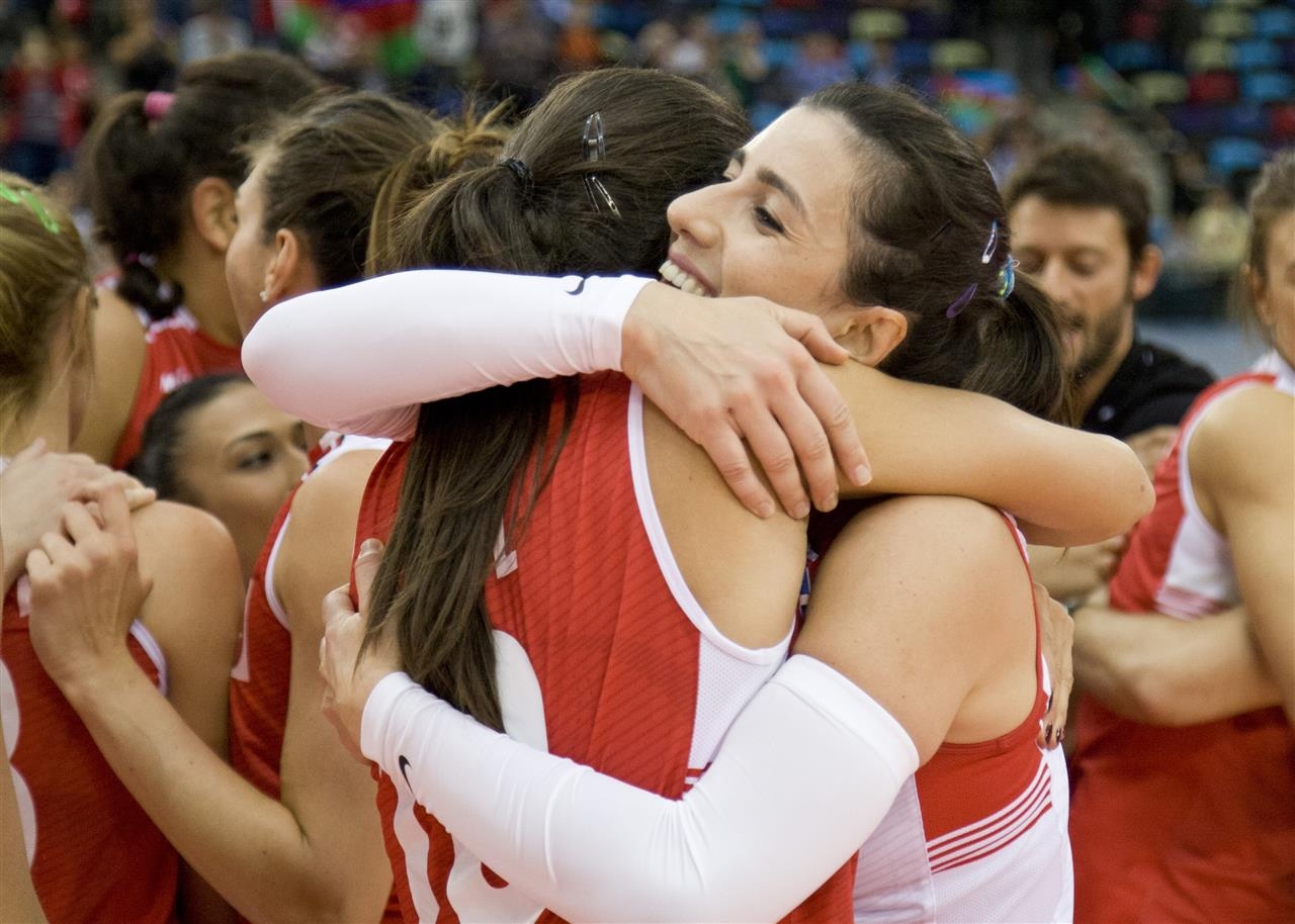 Женският национален волейболен отбор на Турция спря Русия към спечелване