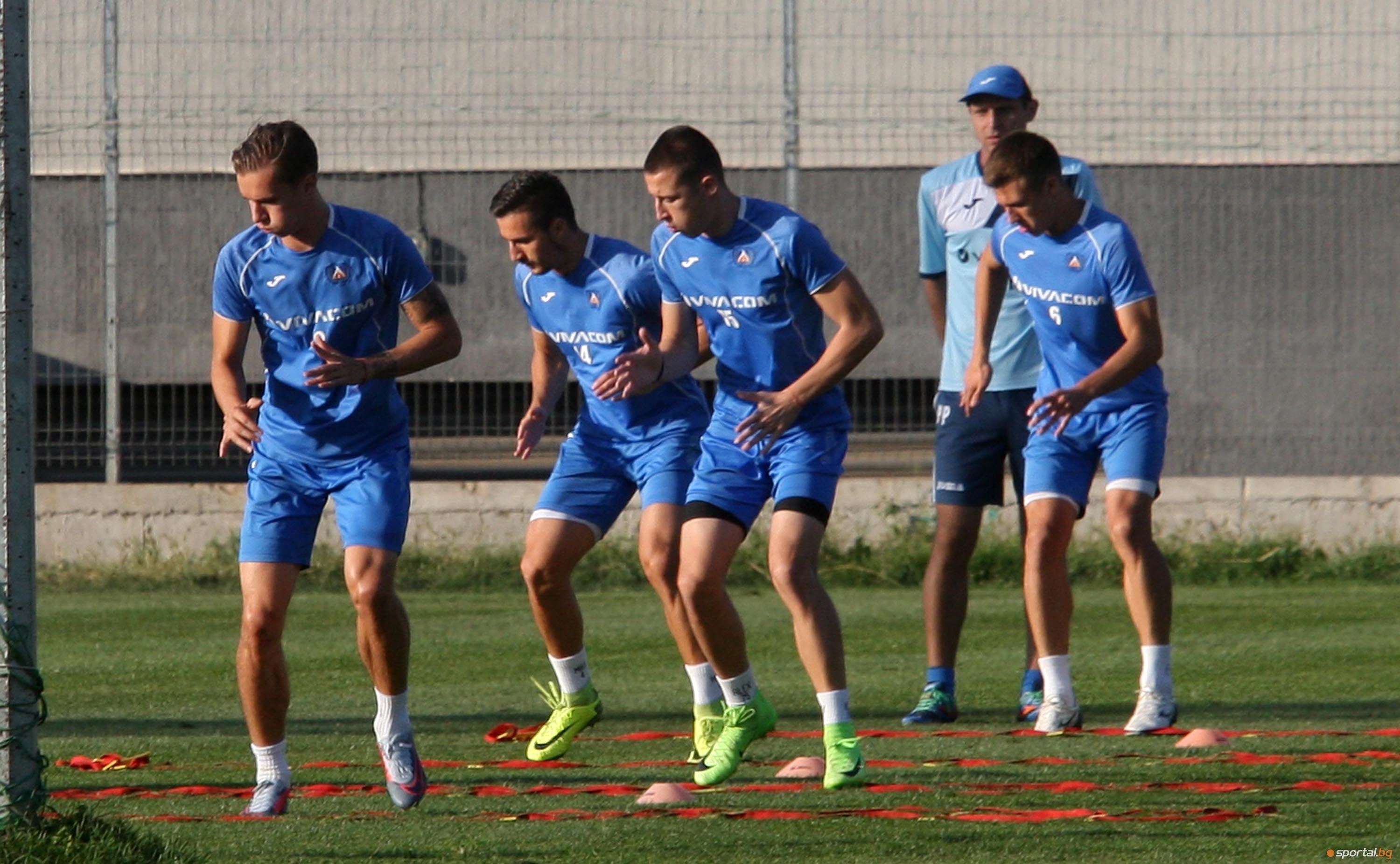 Левски ще проведе контролна среща с Ботев Враца по време