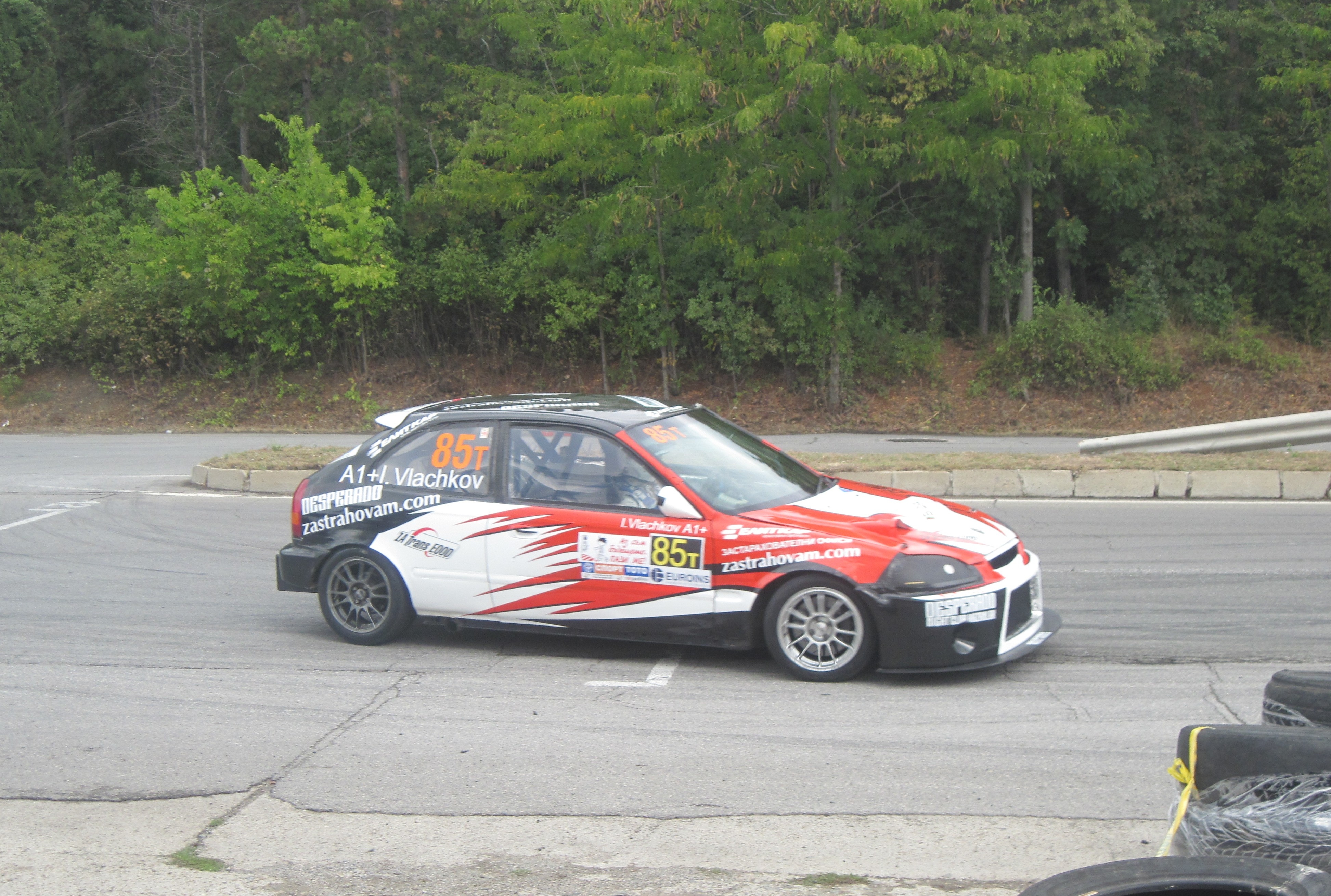 Иван Влъчков с Honda Civic спечели състезанието в серия Туринг