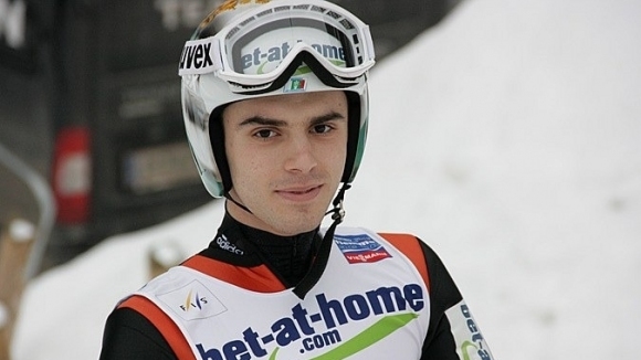 Единственият български представител в световния елит на ски-скоковете Владимир Зографски