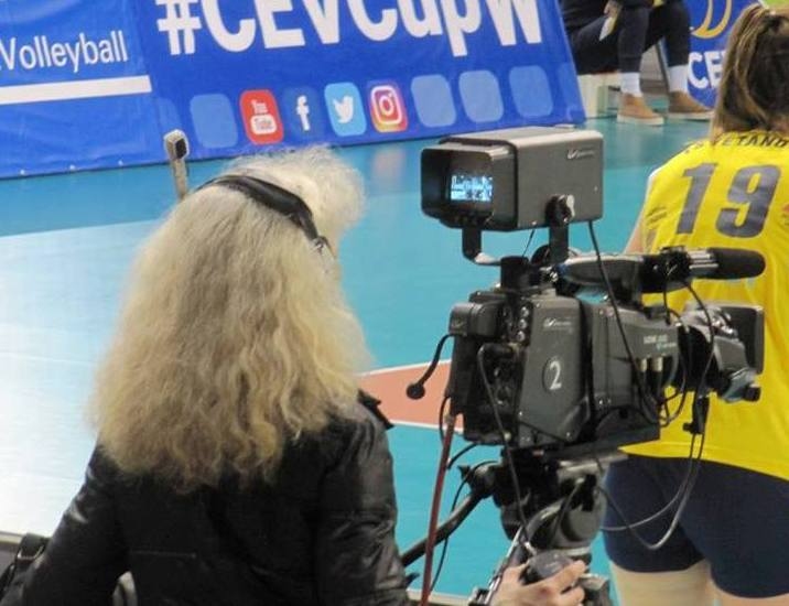 Българската национална телевизия ще излъчи пряко три мача от силния