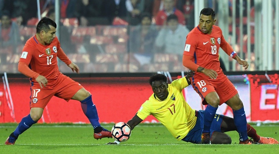 Националният отбор на Чили постигна изстрадана но много ценна победа