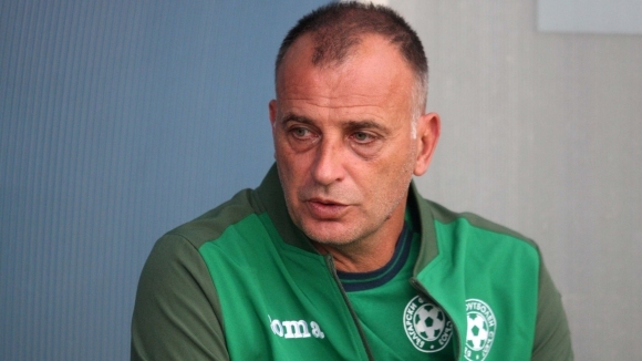 Селекционерът на България Антони Здравков сподели първите си впечатления след