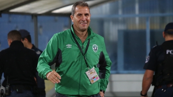 Треньорът Димитър Димитров е съвсем близо до едно забележително постижение.