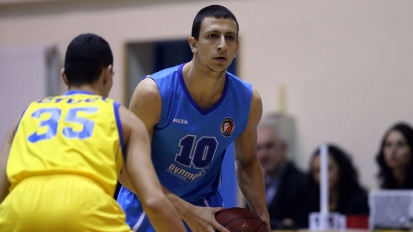 Баскетболистите на Академик Бултекс 99 пристигнаха благополучно в черногорския град