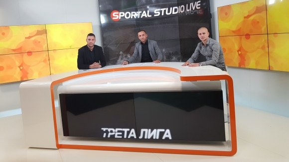 Маршът на ЦСКА 1948 към професионалния футбол продължава. В среща