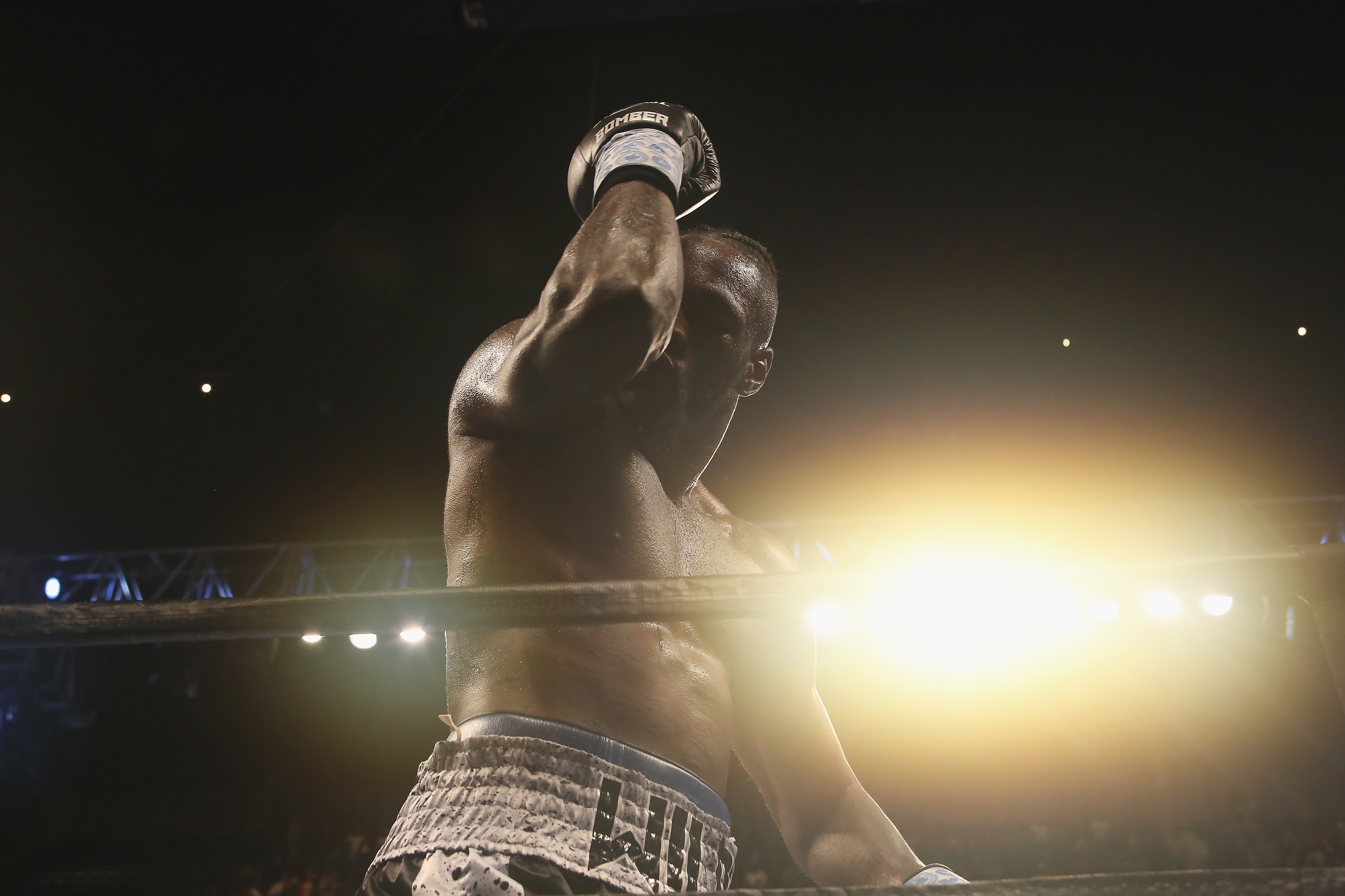 Световният шампион на WBC Дионтей Уайлдър обвини Антъни Джошуа и