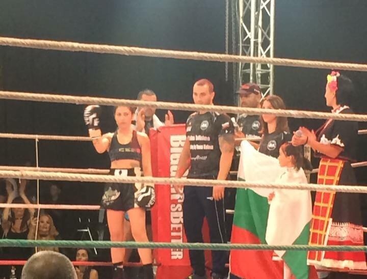 Пламена Димова Queen of the ring спечели световна титла