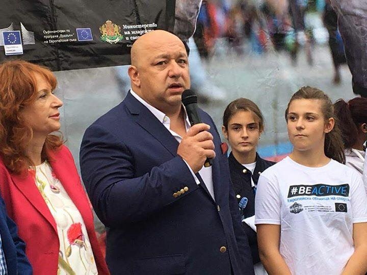 Министърът на младежта и спорта Красен Кралев обяви, че ММС