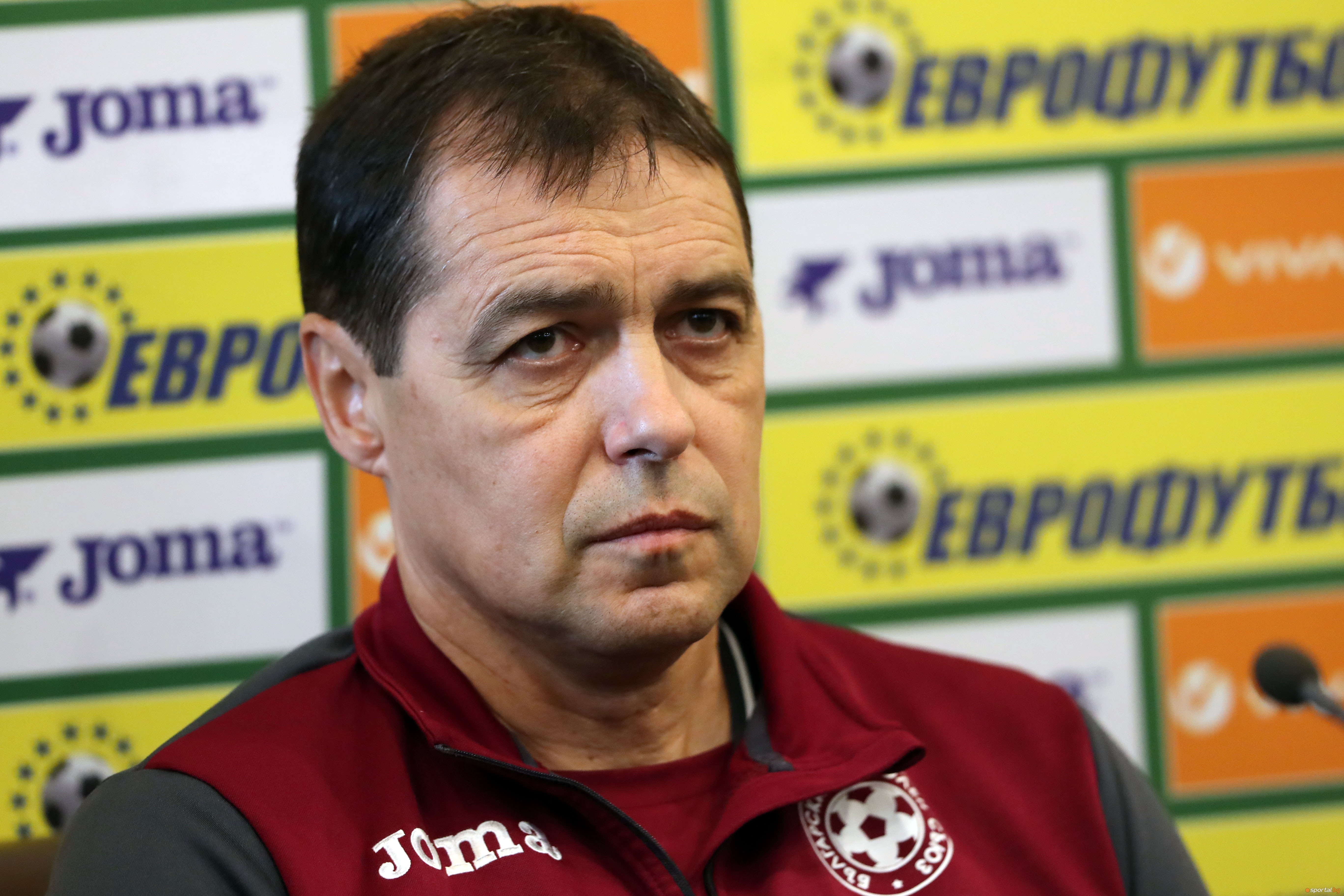 Националният селекционер Петър Хубчев все още е без оферта за