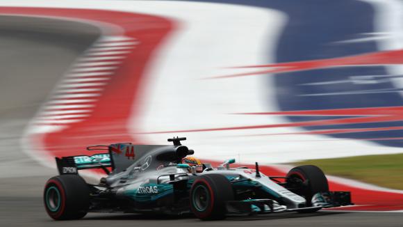 Пилотът на Мерцедес Люис Хамилтън бе най бърз в първата свободна