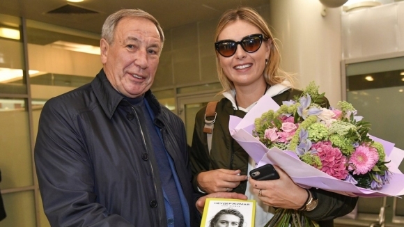 Бившата номер 1 в света Мария Шарапова пристигна в Москва