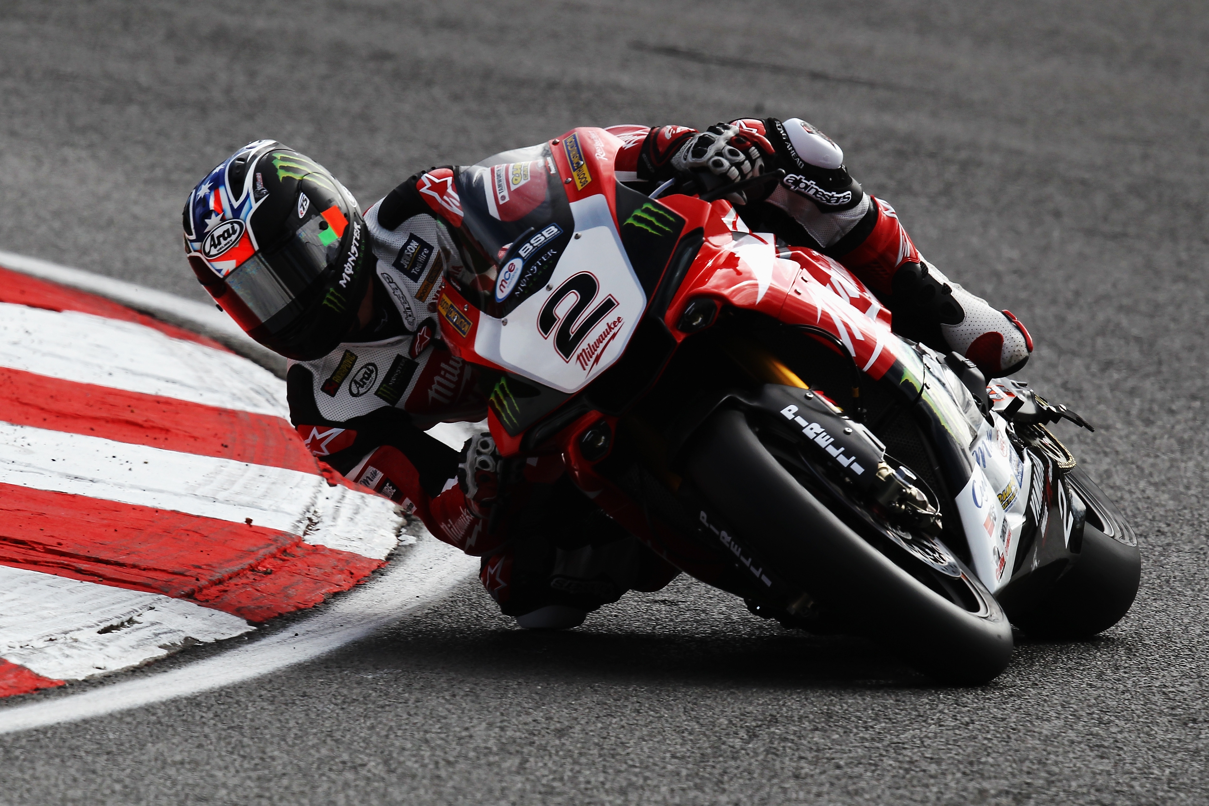 Опитният австралийски пилот Брок Паркс ще замени възстановяващият се от