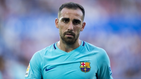 Нападателят на Барселона Пако Алкасер може да напусне отбора през