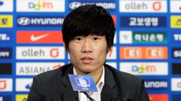 Бившият футболист Парк Джи Сун ще бъде първият южнокорейски факлоносец