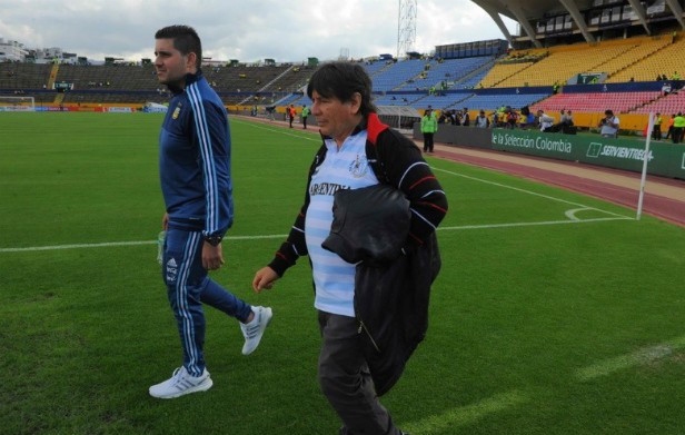 Докато цял свят възхвалява Лионел Меси за трите му гола